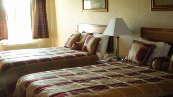 Western Motel Inn and Suites Hazlehurst image 4