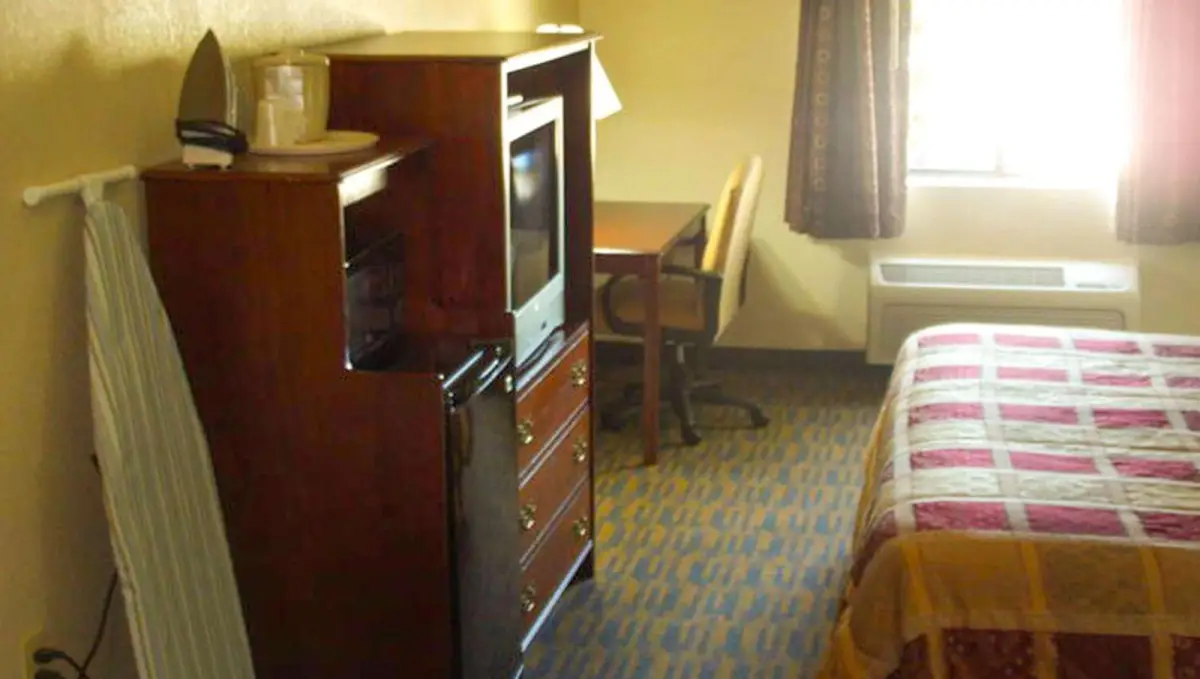 Western Motel Inn and Suites Hazlehurst 6